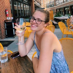 Meet your Posher, Katherine